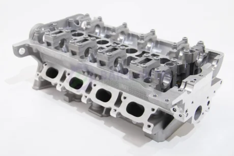 Головка блоку циліндрів A4/Passat 1.8 96-00 Asahi LP 98000