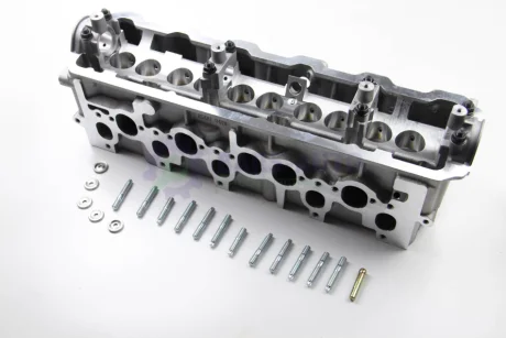 Головка блоку циліндрів T4 2.4D Asahi LP 98057
