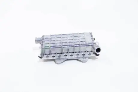 Радіатор масляний MB Sprinter 2.9TDI (теплообмінник) AUTOTECHTEILE 100 1820