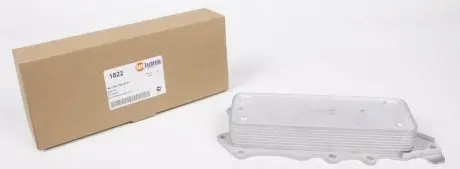 Масляний радіатор AUTOTECHTEILE 100 1822