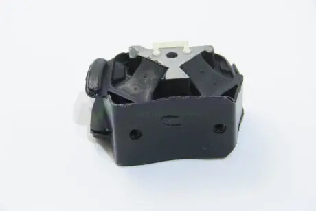 Подушка двигателя (передняя) (L) MB Vito (W638) 2. AUTOTECHTEILE 100 2413