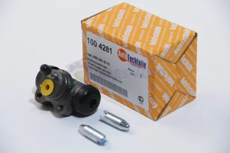 Циліндр гальмівний робочий AUTOTECHTEILE 100 4281