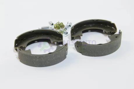 Колодки стоянкового гальма AUTOTECHTEILE 1004307