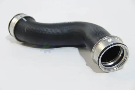Патрубок интеркулера (верхний) VW Passat/Golf V/Skoda Superb 2.0TDI 03- AUTOTECHTEILE 314 5023