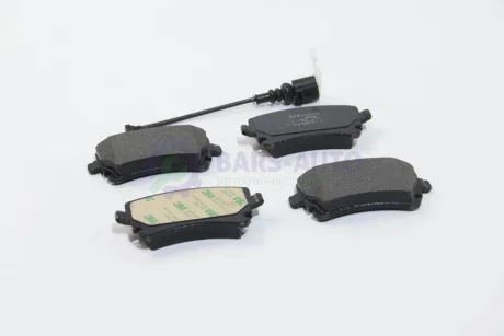 Колодки гальмівні AUTOTECHTEILE 3698017