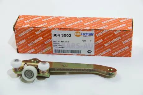 Ролик дверей (бічних/нижній) VW T4 (з кронштейном) (8430.02) AUTOTECHTEILE 384 3002
