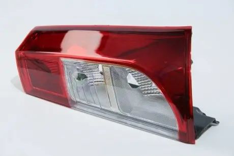 Ліхтар задній Renault Dokker 12- (R) AUTOTECHTEILE 503 0207