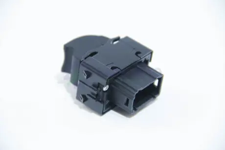 Кнопка склопідйомника (R) Renault Kangoo/Dokker 08- AUTOTECHTEILE 509 0025
