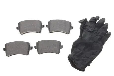 Колодки тормозные (задние) Audi A4/A5/Q5 1.8TFSI-3.2FSI 06- BOGAP A8210304