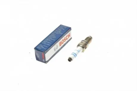 Свічка запалювання VW Caddy IV 1.6 15- BOSCH 0 241 135 520
