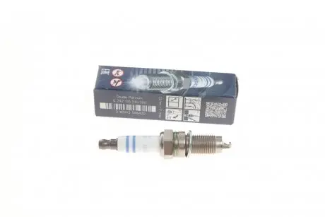 Свеча зажигания VW T5/Touareg 3.2 V6 02-09 BOSCH 0 242 135 510