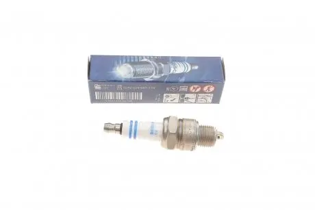 Свічка запалювання Land Rover Range Rover 3.5 4x4 -91 BOSCH 0242229657