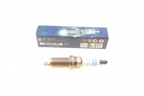 Свічка запалювання Jeep Grand Cherokee 4.7 V8 05-10 BOSCH 0 242 229 764