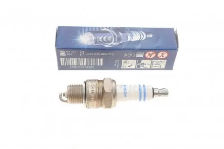 Свічка запалювання BOSCH 0242235665