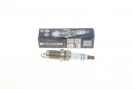 Свеча зажигания VW Golf V/Passat 2.0 FSI 04-10 BOSCH 0 242 235 775