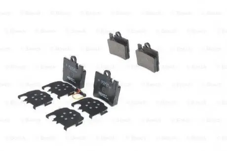 Тормозные колодки, дисковые. BOSCH 0986424830