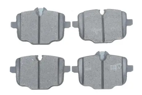 Колодки гальмівні (задні) BMW 5 (G30/G31)/7 (G11/G12)/X5 (G05)/X6 (G06) 17- BOSCH 0986424922