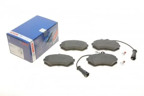 Тормозные колодки (передние) Audi 80/100 -90 (с датчиком) BOSCH 0 986 466 693