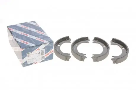 Колодки тормозные барабанные BOSCH 0 986 487 715