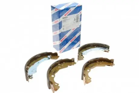Колодки гальмівні (задні) Renault Clio II/IV/Symbol 98- (барабанні) (203.2x39) BOSCH 0 986 487 819