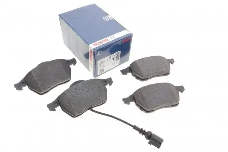 Колодки тормозные (передние) Audi A3/TT/Seat Leon/Skoda Octavia/VW Golf 96-10/Polo 05-09 (+датчик) BOSCH 0 986 494 018