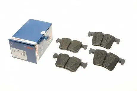 Колодки гальмівні (передні) BMW 1 (F20-21)/2 (F22/F87/F45-46)/3 (F30-31/F34/F80)/4 (F32/F36)/X3 11- BOSCH 0 986 494 487
