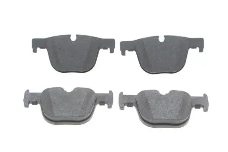 Колодки тормозные (задние) BMW 3 (F30/F31/F34/F80)/4 (F32/F36/F82) 11- BOSCH 0986494786