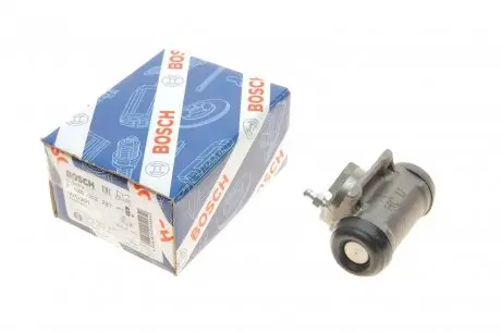 Циліндр гальмівний (задній) Nissan Primera 90-06 (R) (d=20.6mm) BOSCH F 026 002 221