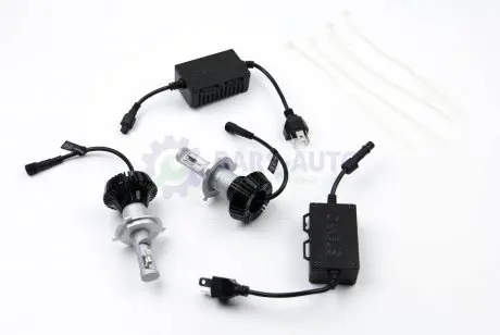 Автолампа H4 LED 12/24V 4000LM P43T CANBUS (2 шт) Bosma 6070