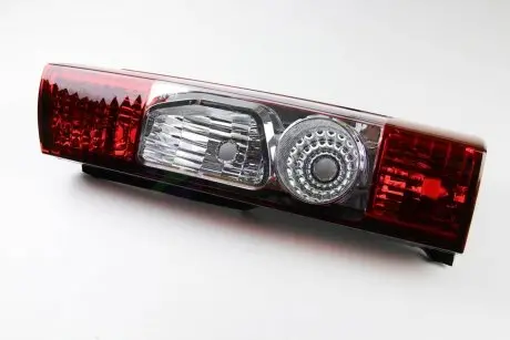 Фонарь Задний Ducato/Boxer/Jumper 06- Пр. (-плаи) BSG BSG 70-805-005