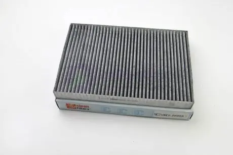 Фильтр салона Audi A4 01-08/A6 97-05 (вугільний) CLEAN FILTERS NC2108CA