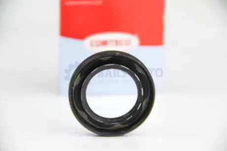 Сальник хвостовика КПП VW T4 2.5 TDI 95-03 (25x40x7) CORTECO 01033852B