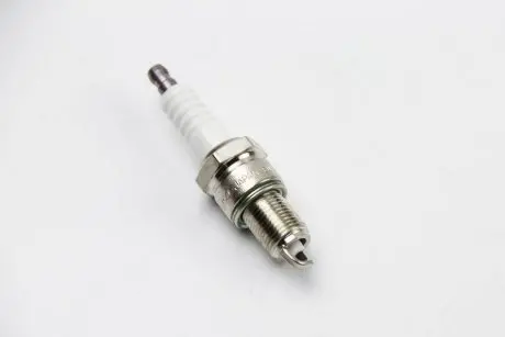 Свічка запалювання BMW/Volvo DENSO J16CRU