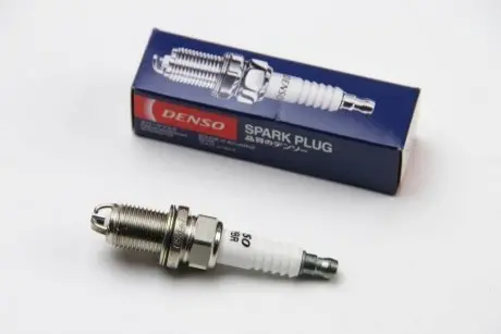 Свеча зажигания Citroen/Opel/Peugeot/Renault/VW DENSO K20PBR