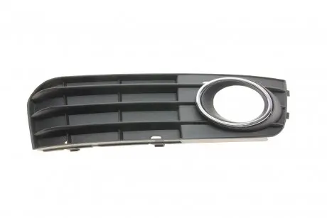 Вставка бампера (под противотуманку) Audi A4 07-15(R) DPA 88071820302