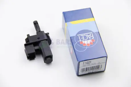 Датчик стоп-сигнала Fiesta/Focus/Kuga/Mondeo/Transit 1.0-5.0TDCi 02- FACET 7.1221