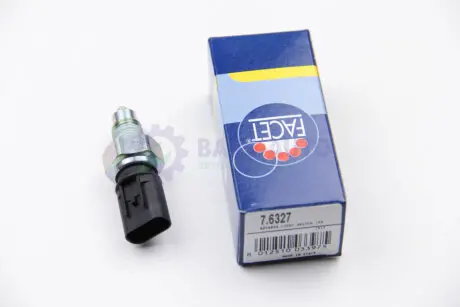 Датчик зад хода Hyundai i30/ix35 /Kia Rio/Ceed 07- FACET 7.6327