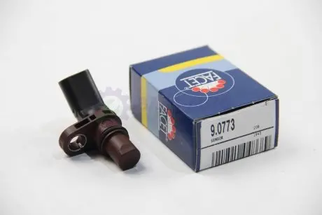 Датчик оборотов (КПП) Fabia 14-/Octavia 06-/Caddy 10-/Golf/Passat 11- FACET 9.0773