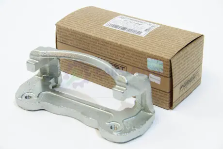 Скоба супорта перед. Pajero Sport 08- FEBEST 0477C-KB4F