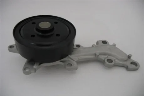 Насос водяний Toyota Corolla 1.3 08-14 GMB GWT149AM