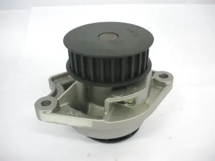 Водяний насос GMB GWVW-13A