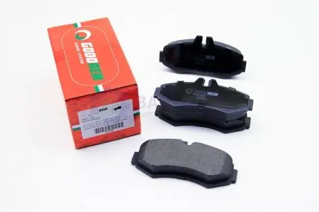 Гальмівні колодки передні Vito (638) 99-03 GOODREM RM1194