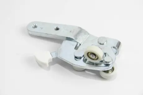 Ролик сдвижной двери Ducato/Boxer 02-06 (нижний/из кроншт.) GOODREM RM8029
