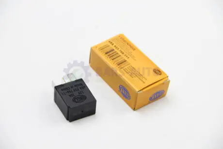 Реле управления холодного пуску (12V,20A) W168/CL203/W202 92- HELLA 4RA933766111