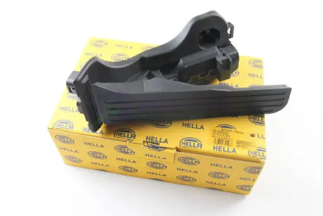 Педаль акселератора с датчиком HELLA 6PV010946021