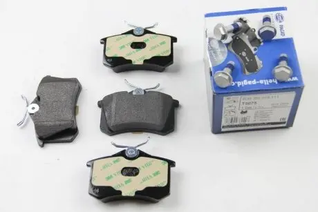 Тормозные колодки зад.A4/A6/A8 /C4/C8/Partner HELLA 8DB355018111