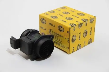 Расходомер влоздуха (6 конт.) FORD FIESTA V/PEUGEOT 206, 207 1.4D 01- HELLA 8ET009142-391