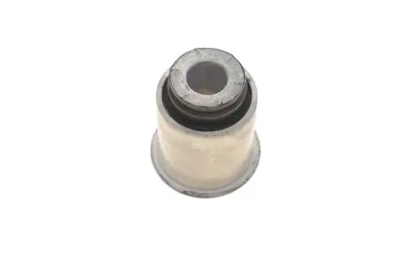 Сайлентблок переднего рычага Kangoo 08- (спереду) HUTCHINSON 590153