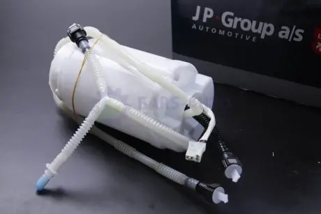 Паливний насос VW Touareg 3.2-4.2i 04-10 JP GROUP 1115203780