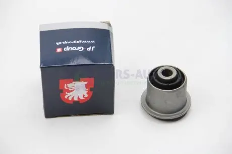 Сайлентблок перед.рычага Audi 80 -94/Passat B2 -88 JP GROUP 1140204300